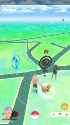 Pokémon GO - Invasion PokéStop de près